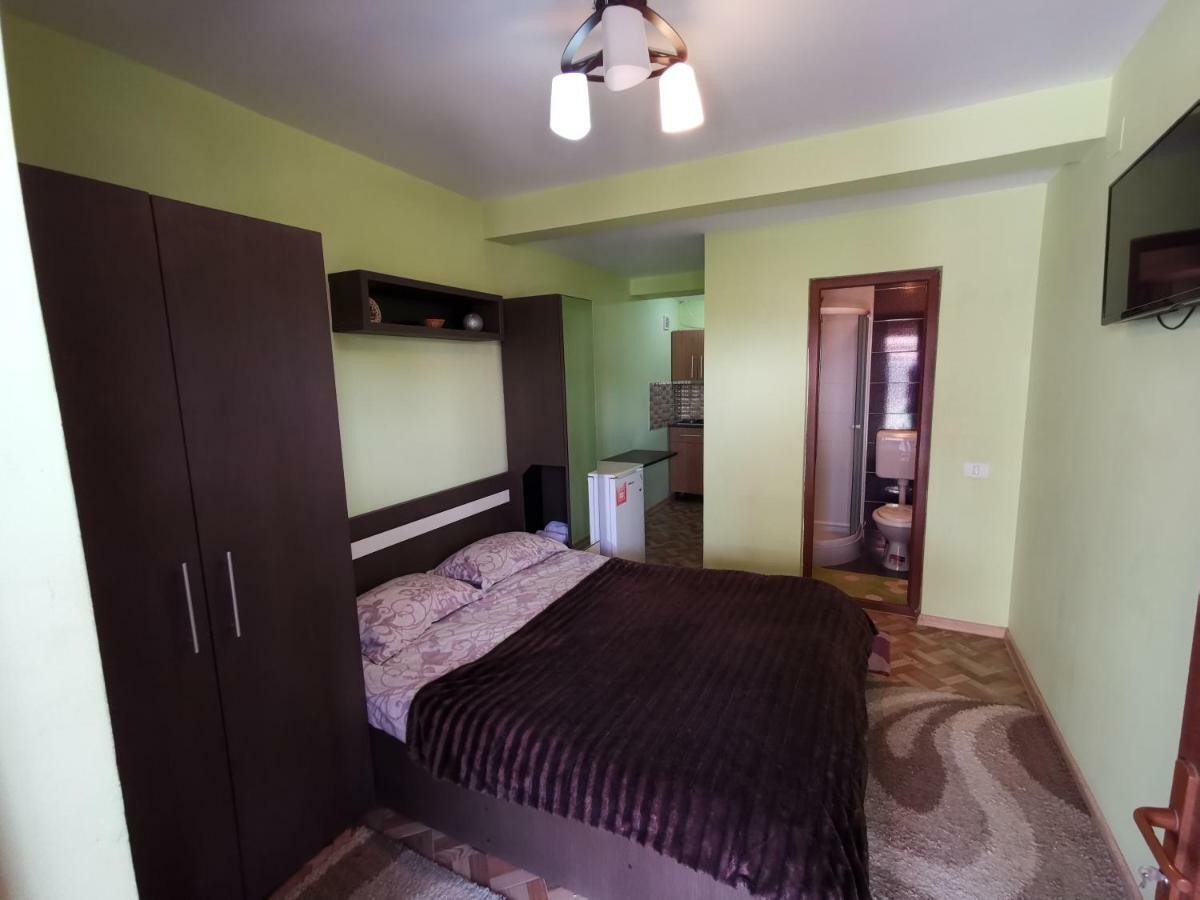 Casa Ultraviolet Hotel Năvodari Kültér fotó